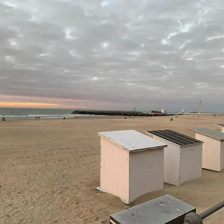 In Near Marina & Park 아파트 *