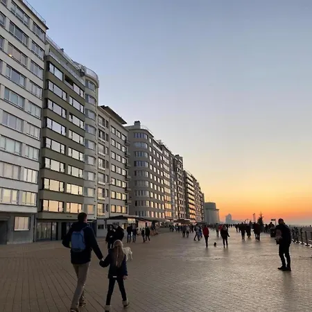 In Near Marina & Park Ostende