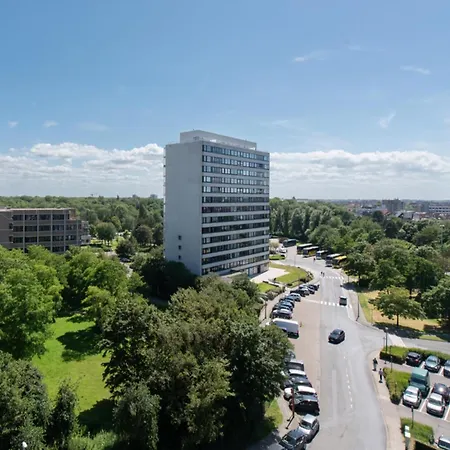 In Near Marina & Park * Ostend